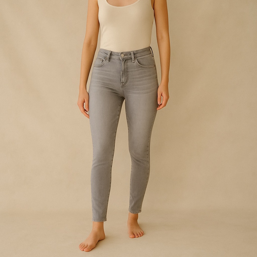 American Eagle Tall Curvy Jegging Grey Wash Low Rise Size 8